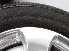 2012款 3.6L 自动 豪华导航版 5座