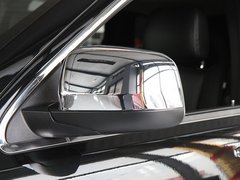 2012款 3.6L 自动 豪华导航版 5座