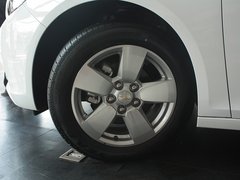 2012款 2.4SE 自动 豪华版