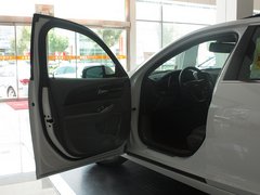 2012款 2.4SE 自动 豪华版