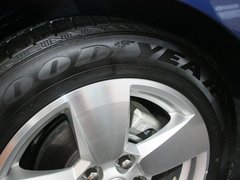 2012款 2.4SE 自动 豪华版