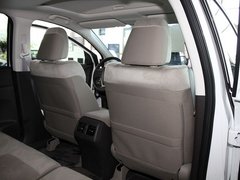 2012款 2.0L 自动 四驱经典版 5座