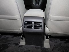 2012款 2.0L 自动 四驱经典版 5座
