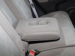 2012款 2.0L 自动 四驱经典版 5座