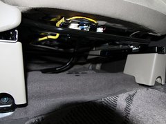 2012款 2.0L 自动 四驱经典版 5座