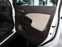 2012款 2.0L 自动 四驱经典版 5座
