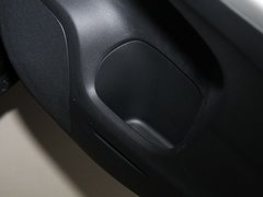 2012款 2.4L 自动 四驱豪华版 5座