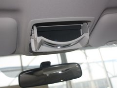 2012款 2.4L 自动 四驱尊贵版 5座
