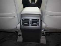 2012款 2.4L 自动 四驱尊贵版 5座
