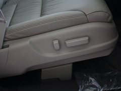 2012款 2.4L 自动 四驱尊贵版 5座