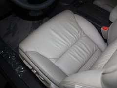 2012款 2.4L 自动 四驱尊贵版 5座