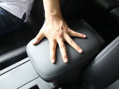 2012款 2.4L 自动 四驱尊贵导航版 5座