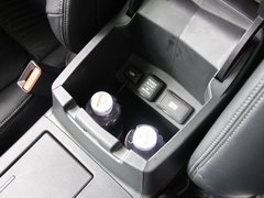 2012款 2.4L 自动 四驱尊贵导航版 5座