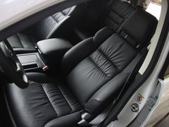 2012款 2.4L 自动 四驱尊贵导航版 5座