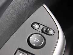 2012款 2.4L 自动 四驱尊贵导航版 5座