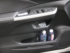 2012款 2.4L 自动 四驱尊贵导航版 5座