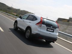 2012款 2.4L 自动 四驱尊贵导航版 5座