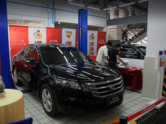 2012款 2.4L 自动 四驱尊贵导航版 5座