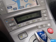 2012款 1.8L CVT 豪华先进版