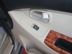 2012款 1.3L 手动 运动版精英型 5座