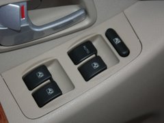2012款 1.3L 手动 运动版精英型 5座