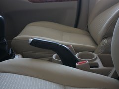 2012款 1.3L 手动 运动版精英型 5座