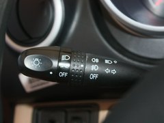 2012款 1.3L 手动 运动版精英型 5座