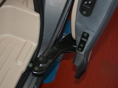 2012款 1.3L 手动 运动版精英型 5座