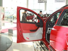 2012款 Cross 1.3 手动 尚动豪华型
