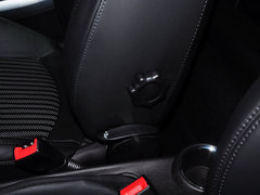 2012款 1.6T AT COUPER S版