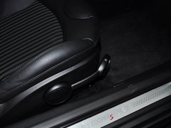 2012款 1.6T AT COUPER S版