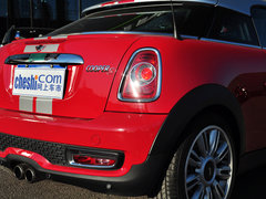 2012款 1.6T AT COUPER S版