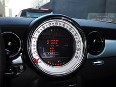 2012款 1.6T AT COUPER S版