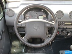 2011款 1.3L 手动 标准型无护栏