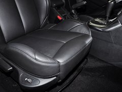 2012款 CC 1.6T 自动 时尚型