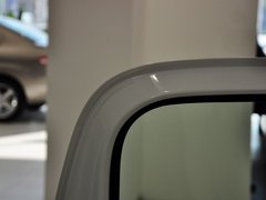 2012款 1.6L 手动 两厢 豪华版