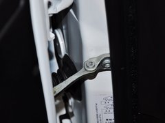2012款 1.6L 手动 两厢 豪华版