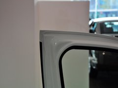 2012款 1.6L 手动 两厢 豪华版