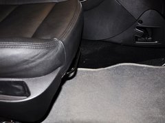 2012款 1.6L 手动 两厢 豪华版