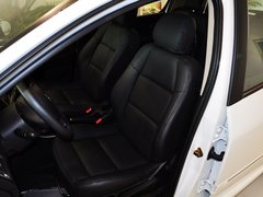 2012款 1.6L 手动 两厢 豪华版