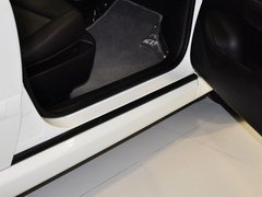 2012款 1.6L 手动 两厢 豪华版