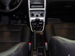 2012款 1.6L 手动 两厢 豪华版