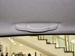 2012款 1.6L 手动 两厢 豪华版