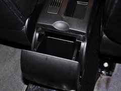 2012款 1.6L 手动 两厢 豪华版