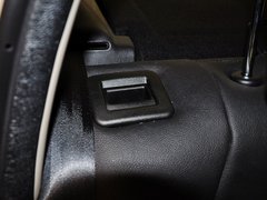 2012款 1.6L 手动 两厢 豪华版