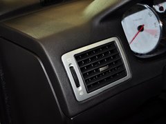 2012款 1.6L 手动 两厢 豪华版