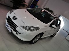 2012款 1.6L 手动 两厢 豪华版