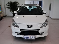 2012款 1.6L 手动 两厢 豪华版