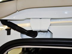 2012款 1.6L 手动 两厢 豪华版