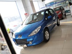 2012款 1.6L 自动 两厢 舒适版